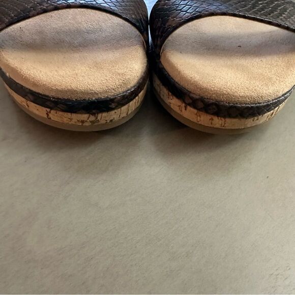 Giani Bernini Terrii Wedge Sandals- 10 - Picture 8 of 15